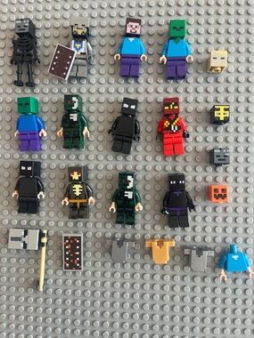 Lot of 12 LEGO compatible Minecraft minifigures and accessories